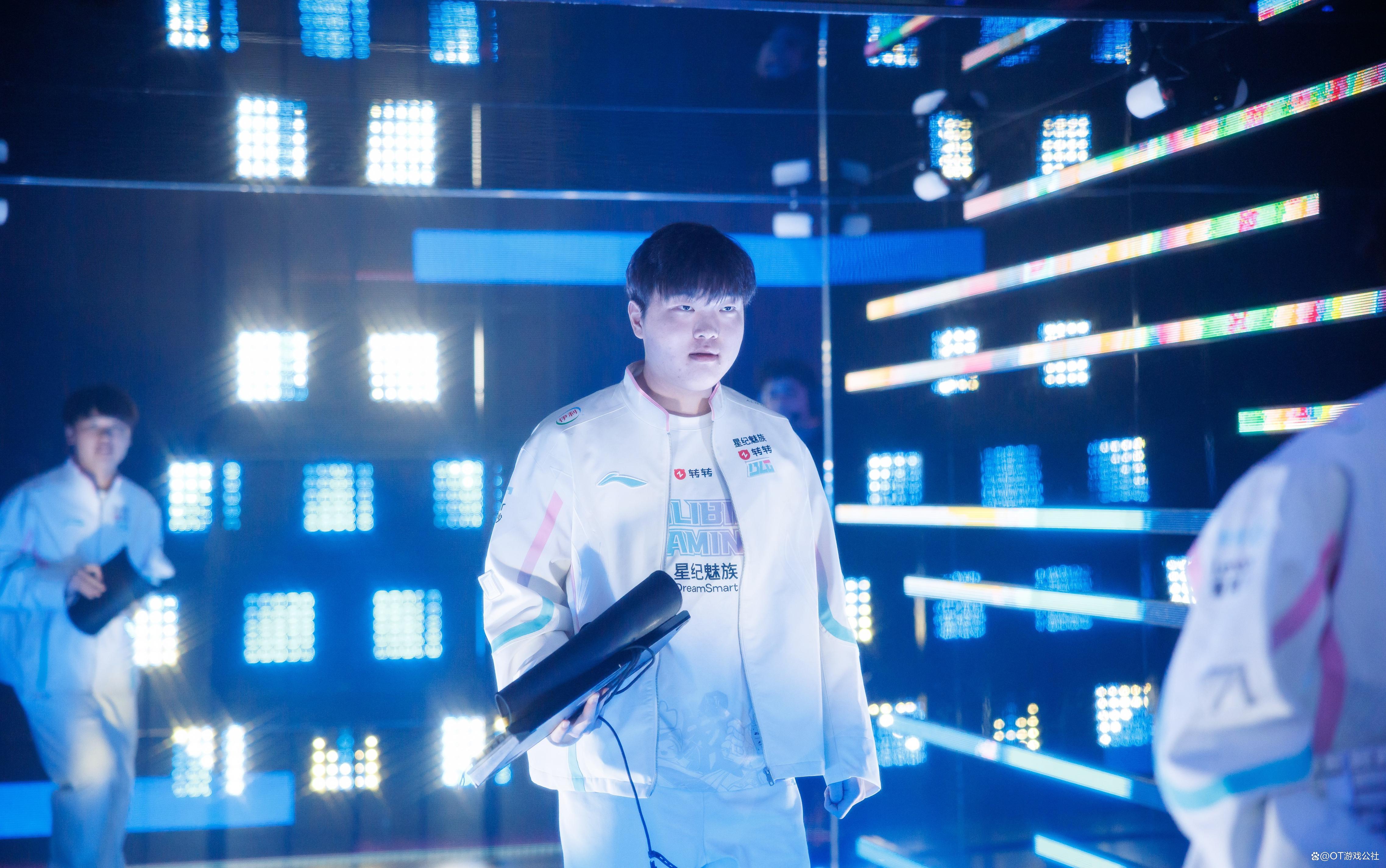 NG娱乐-TheShy连续十二场比赛得分超过惊险取胜,中国队挑战极限!的简单介绍