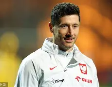 NG28- 莱万多夫斯基九分钟五球是哪场比赛