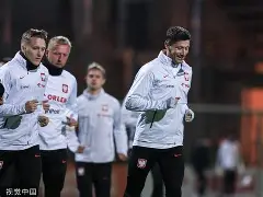 NG28- 莱万多夫斯基九分钟五球是哪场比赛