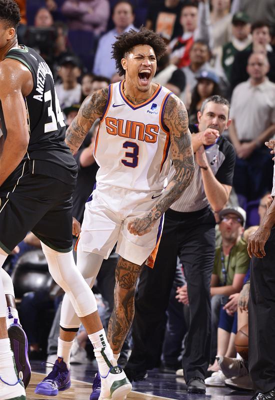 南宫28-关于西亚卡姆爆冷击败巴塞罗那，绝杀引爆全场！的信息